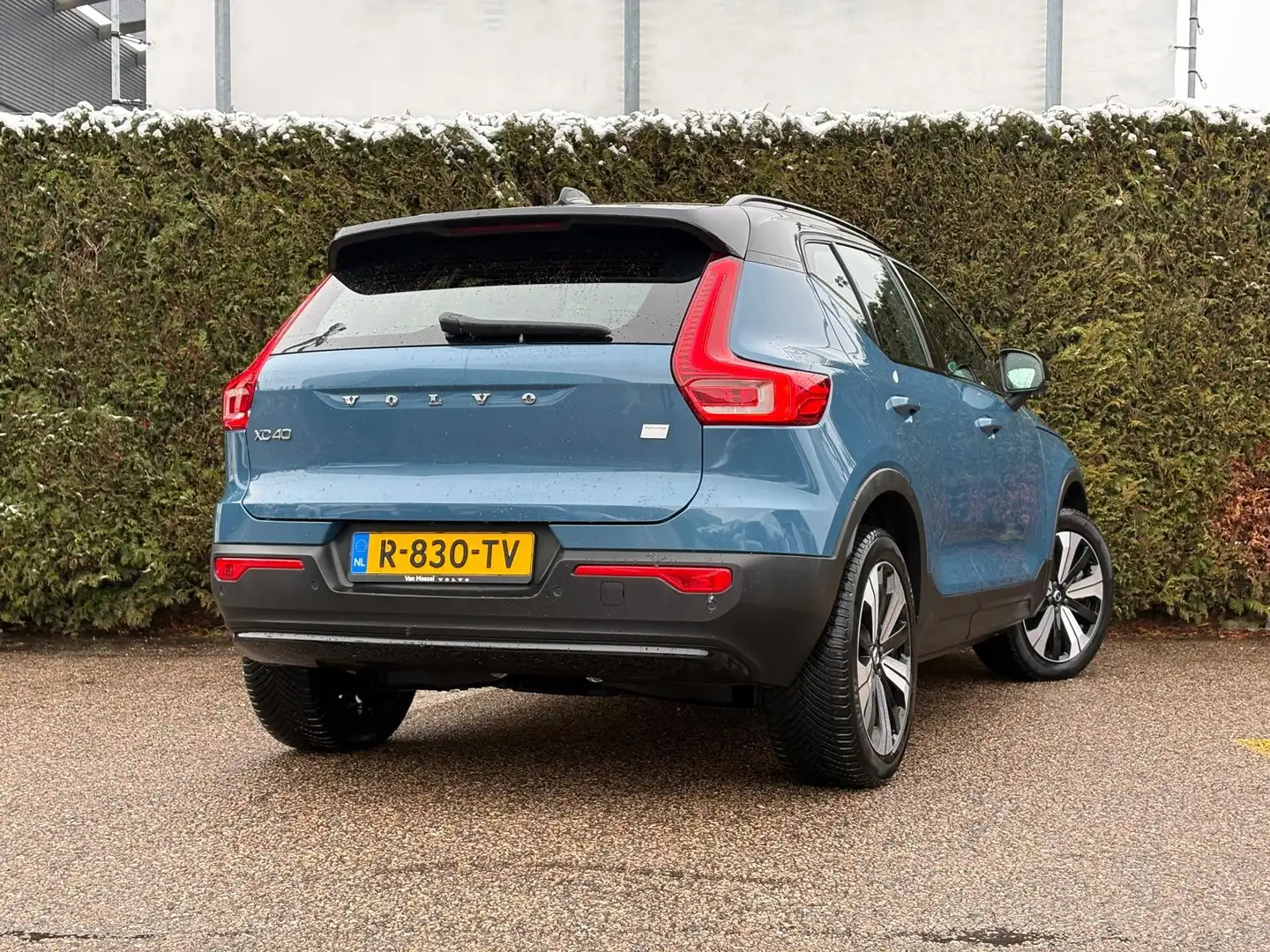 Volvo XC40 Recharge Core | DAB | Camera | Climate control Bleu - 2