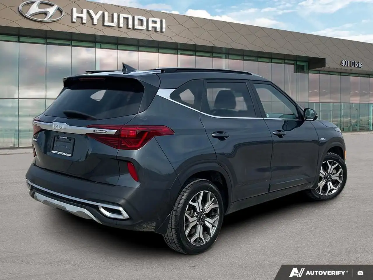 Kia Seltos снимка Kia Seltos