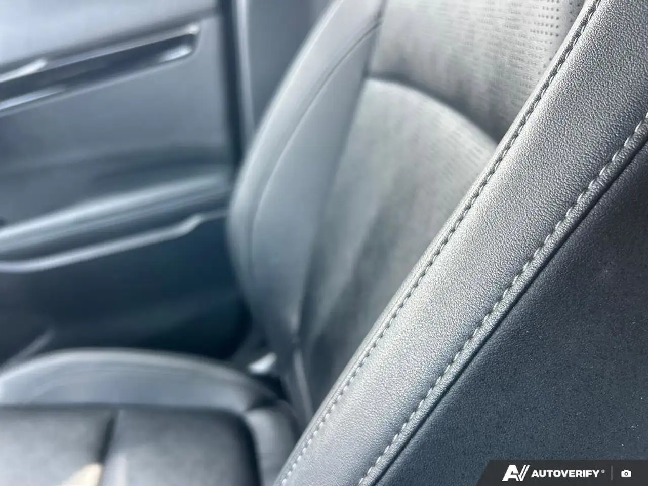 Kia Seltos снимка Kia Seltos