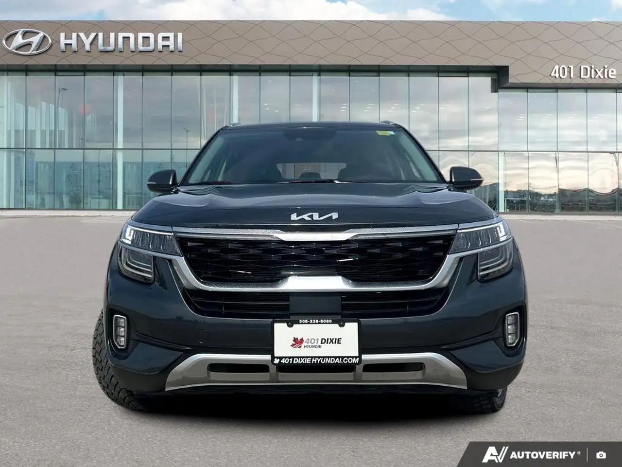 Kia Seltos снимка Kia Seltos