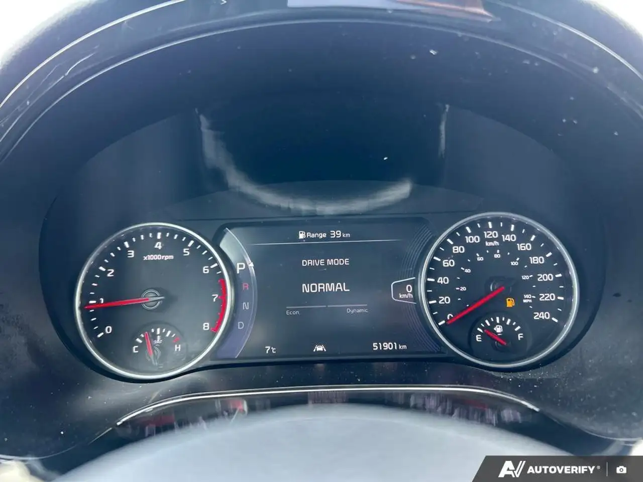 Kia Seltos снимка Kia Seltos