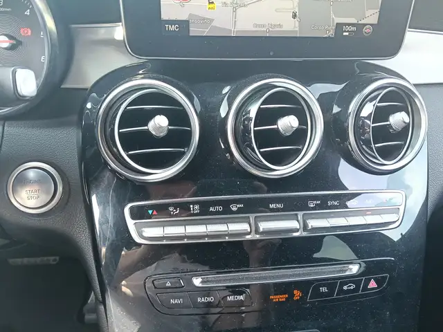Mercedes-Benz GLC view 23