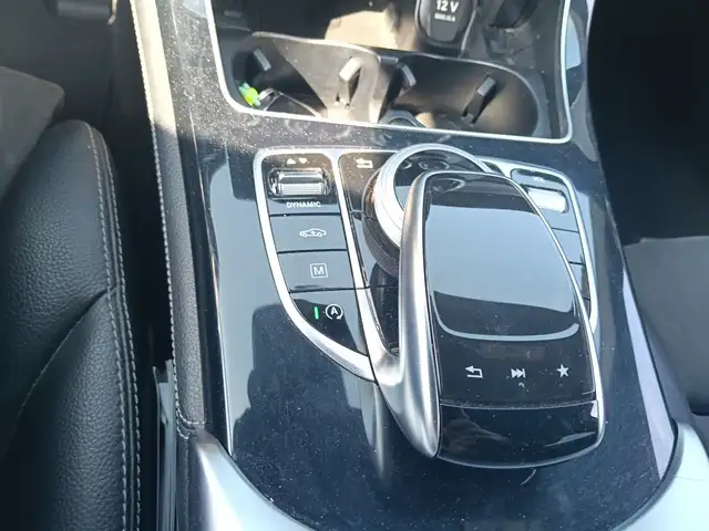 Mercedes-Benz GLC view 24