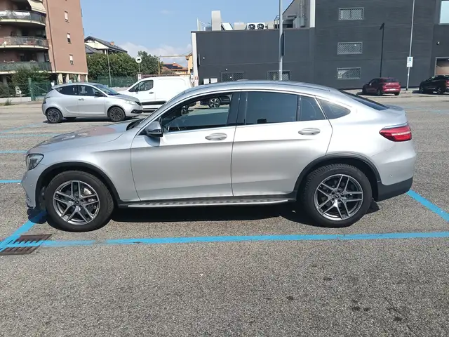 Mercedes-Benz GLC view 8
