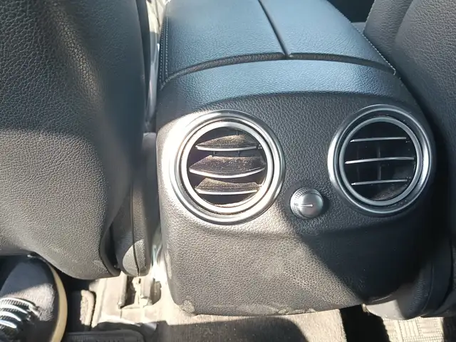 Mercedes-Benz GLC view 15