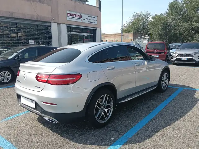 Mercedes-Benz GLC view 5
