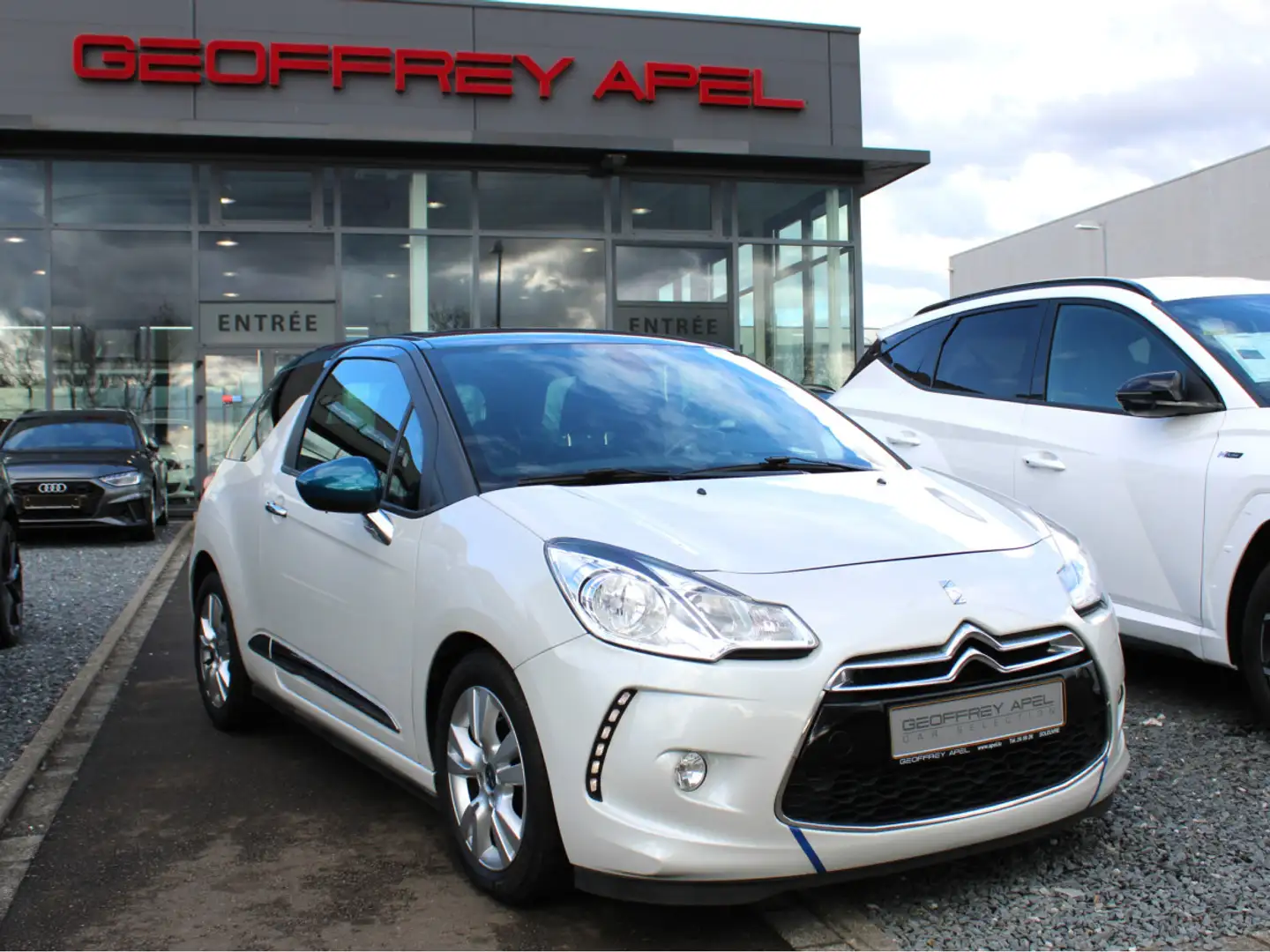 Citroen DS 3 1.6 HDI 92 SOCHIC , TEMPOMAT, BLUETOOTH,GARANTIE Alb - 1