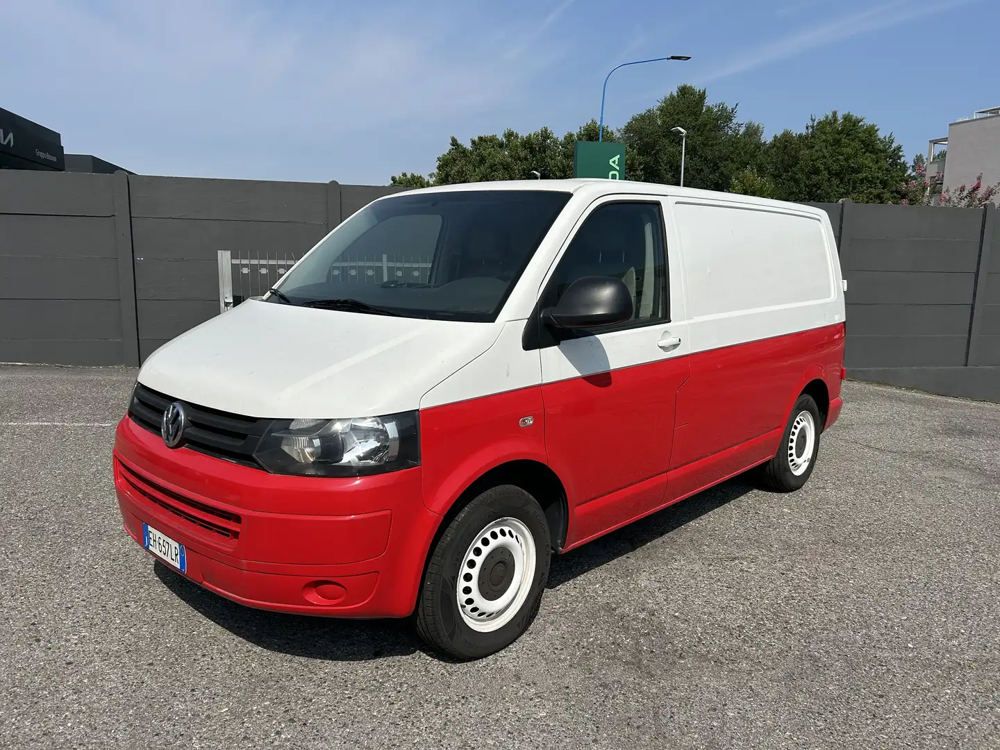 Volkswagen Transporter T5 bicolor gancio traino Blanco - 1