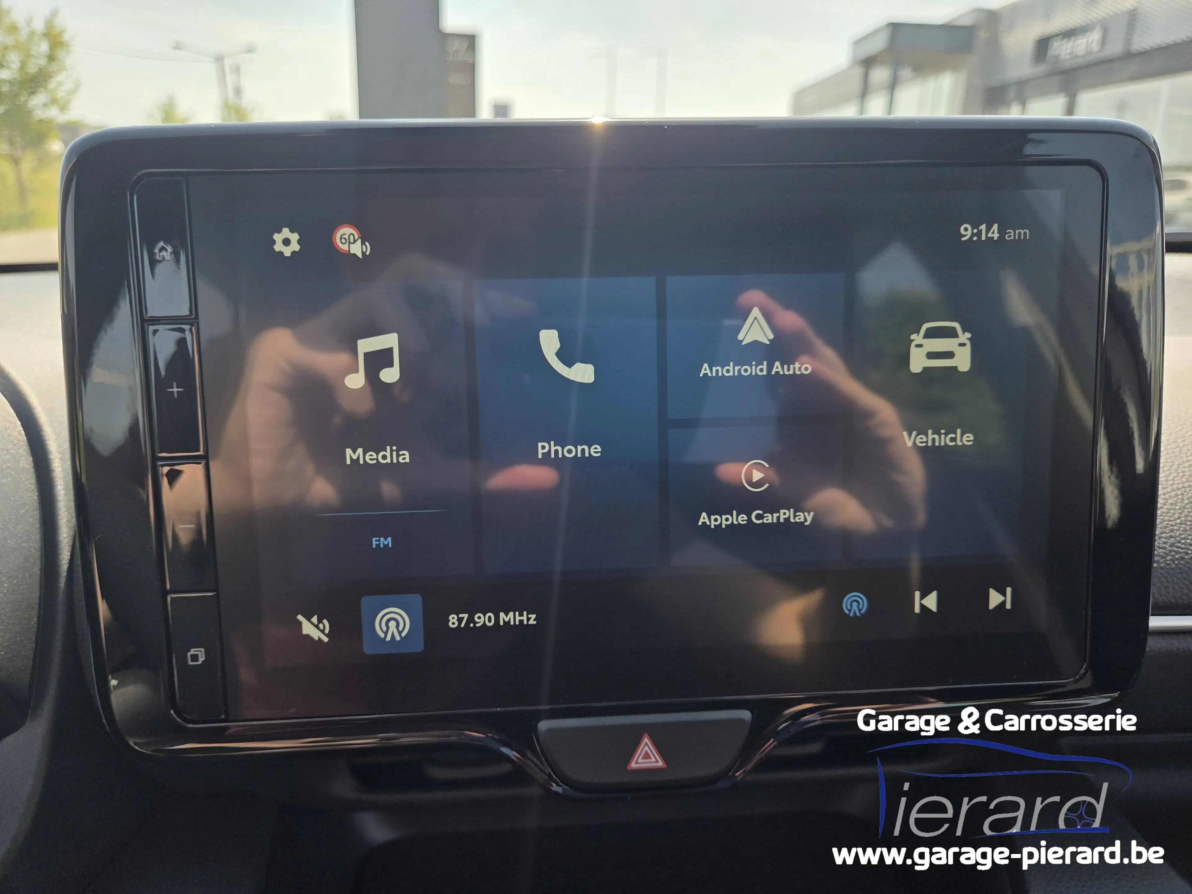 Mazda 2 2 Hybrid 1.5i VVT-i E-CVT Prime-Line — photo 12