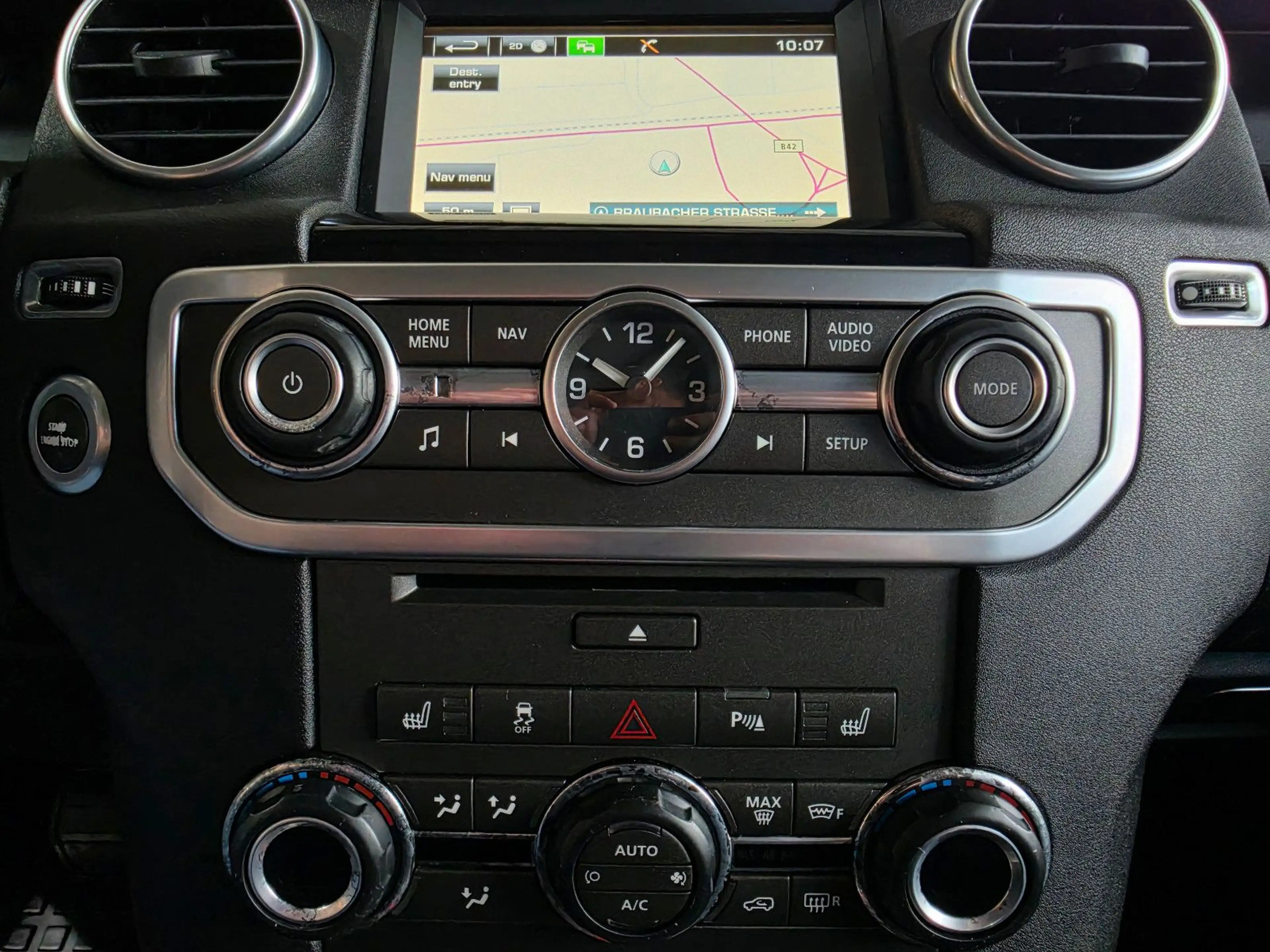 Land Rover Discovery 4 HSE SDV6+STANDH.+MERIDIAN+PANO+AHK+ — photo 14