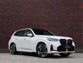 30e xDrive | M Sport Pro - Pano - Trekhaak - H/K