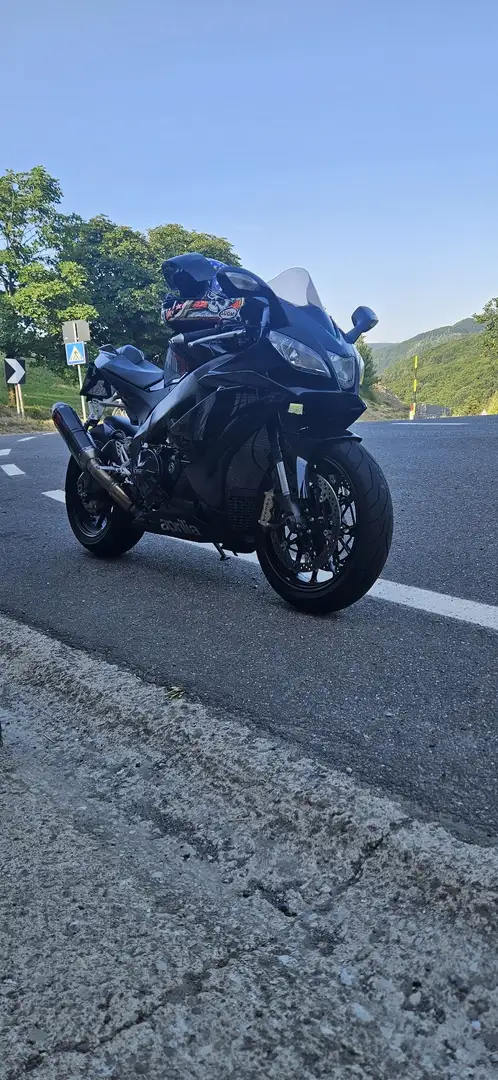 Aprilia RSV4 r Noir - 2