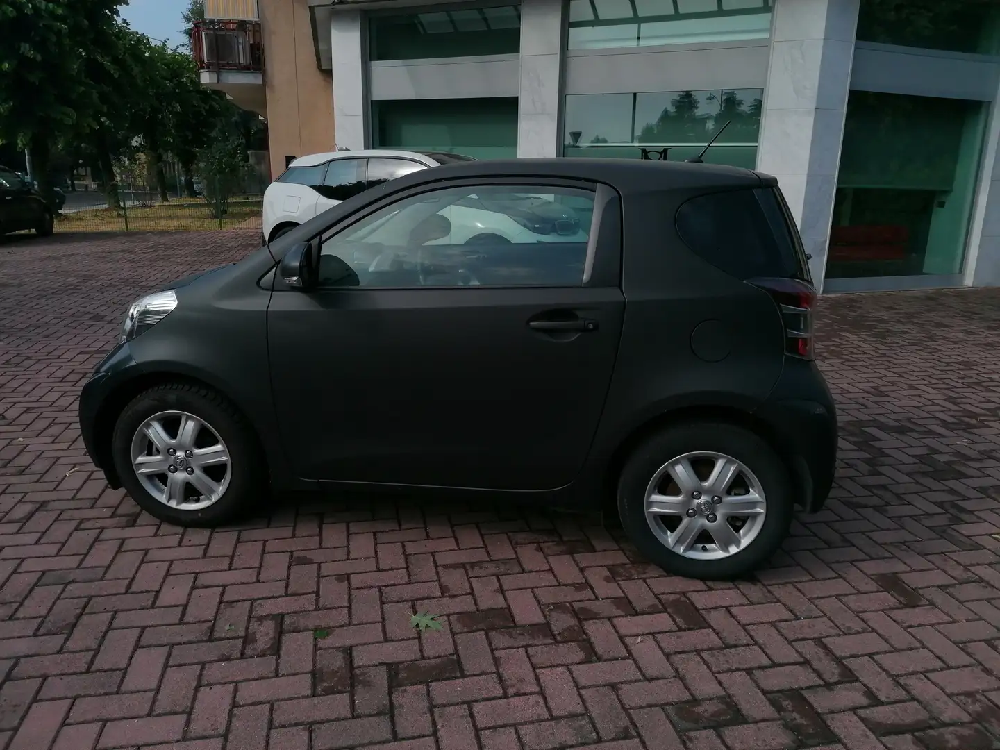Toyota iQ iQ 1.0 Sol Nero - 2