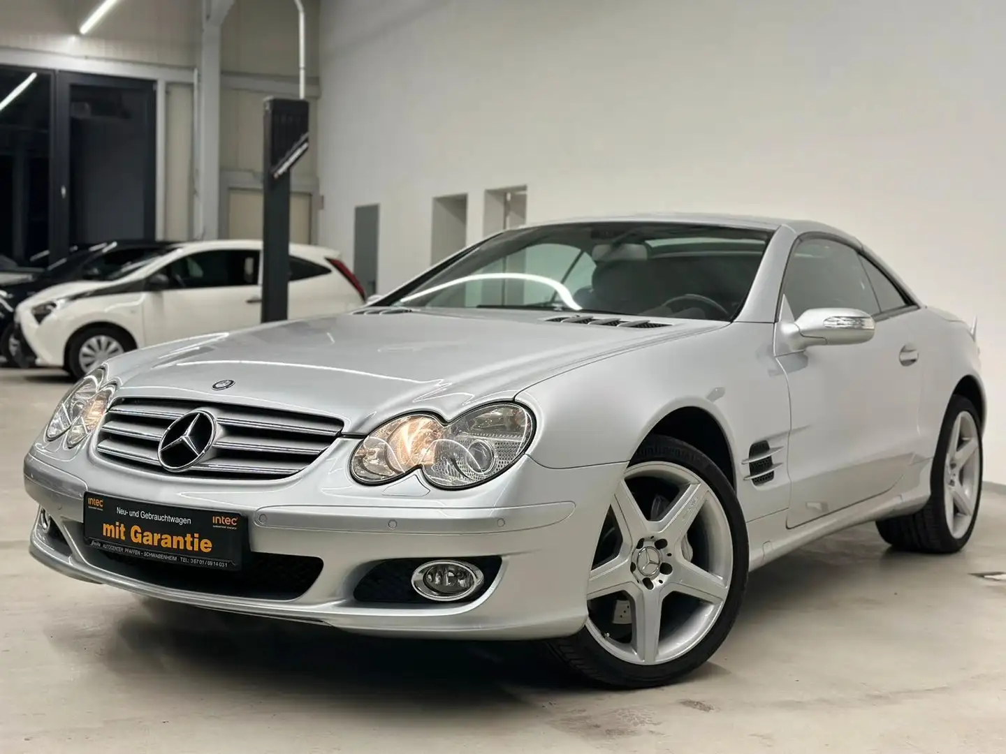 Mercedes-Benz SL 500 V8*Bi-Xenon*Leder*Navi*Tempomat*PDC*SHZ Silber - 1