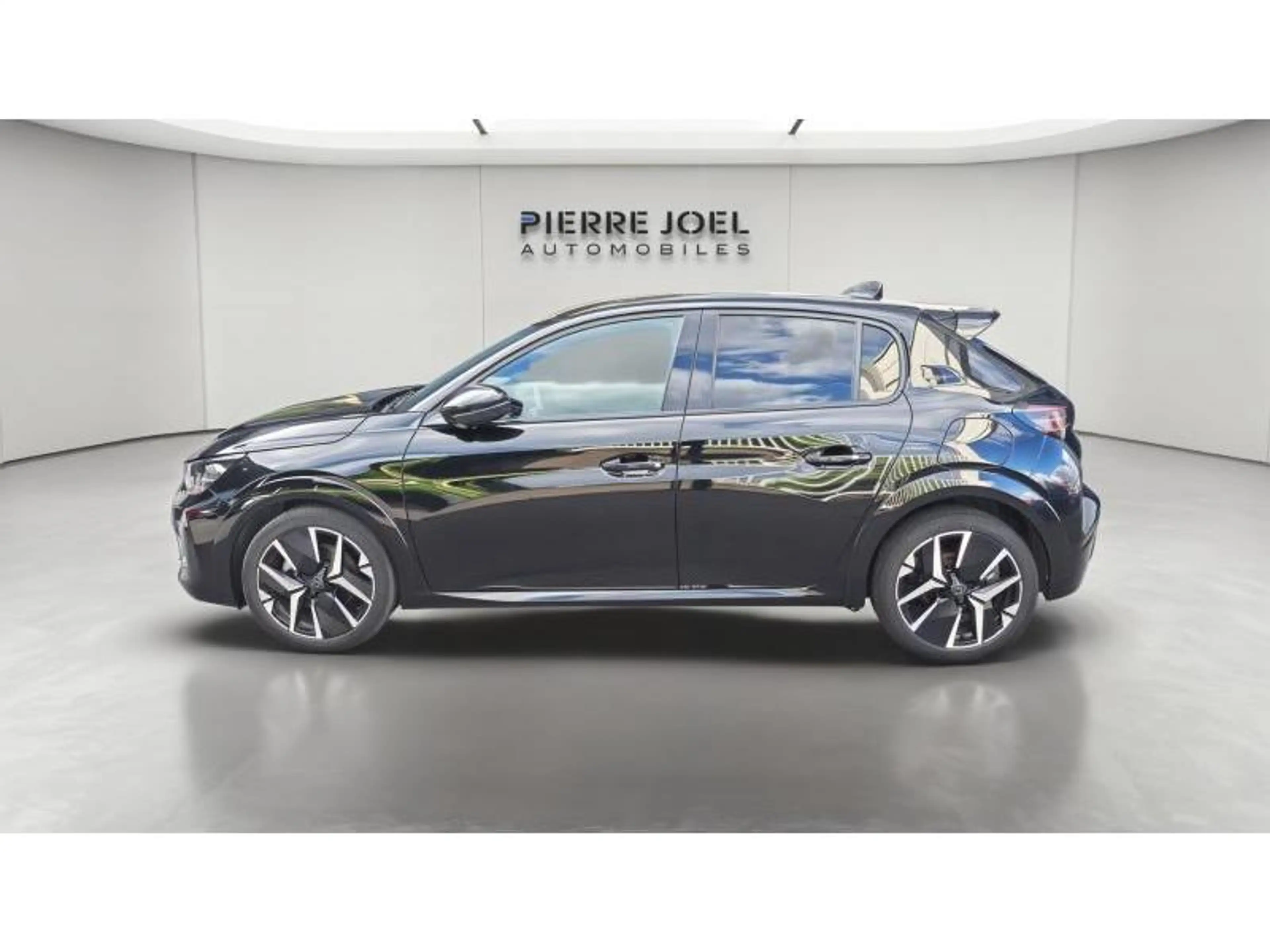 Peugeot 208 GT MILD HYBRIDE 145 CV DCS6 — photo 14
