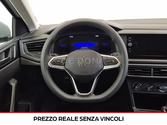 Volkswagen Polo view 10