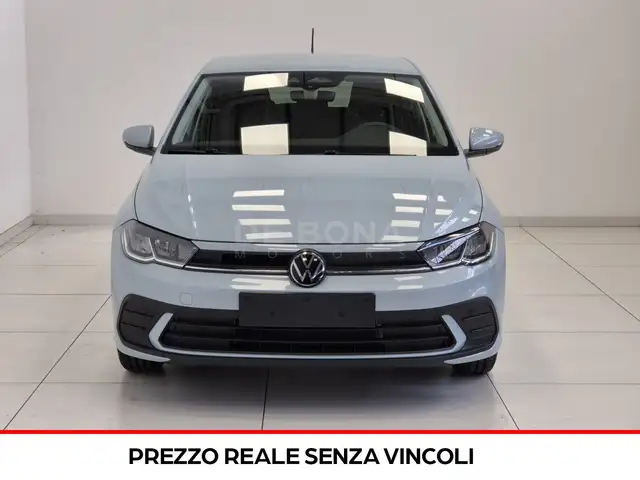 Volkswagen Polo view 2