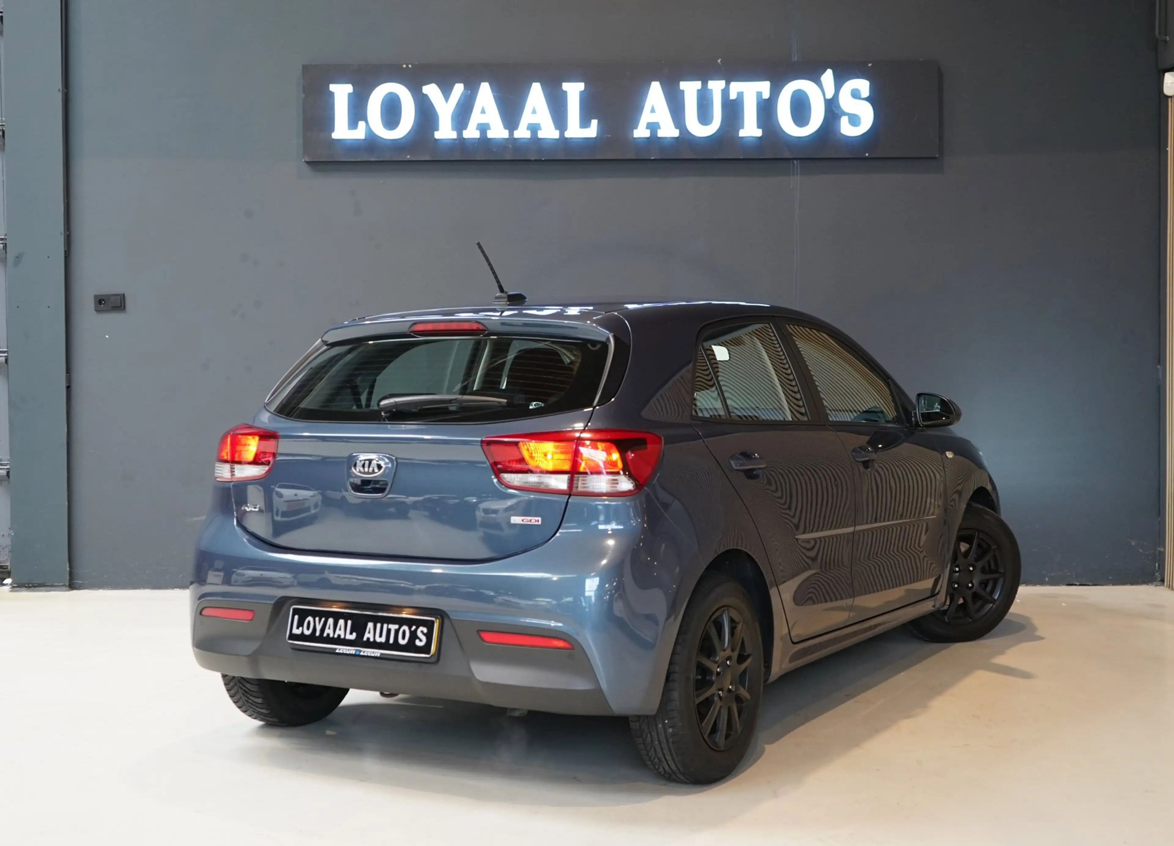 Kia Rio 1.0 TGDI ComfortPlusLine Navigator | ACHTERUITRIJC — photo 8