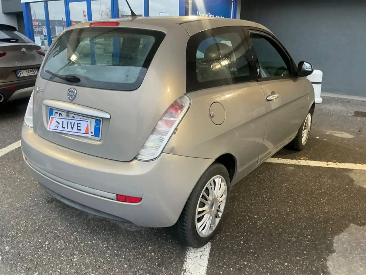 Lancia Ypsilon 1.2 Oro  CLIMA!!!! Grau - 2
