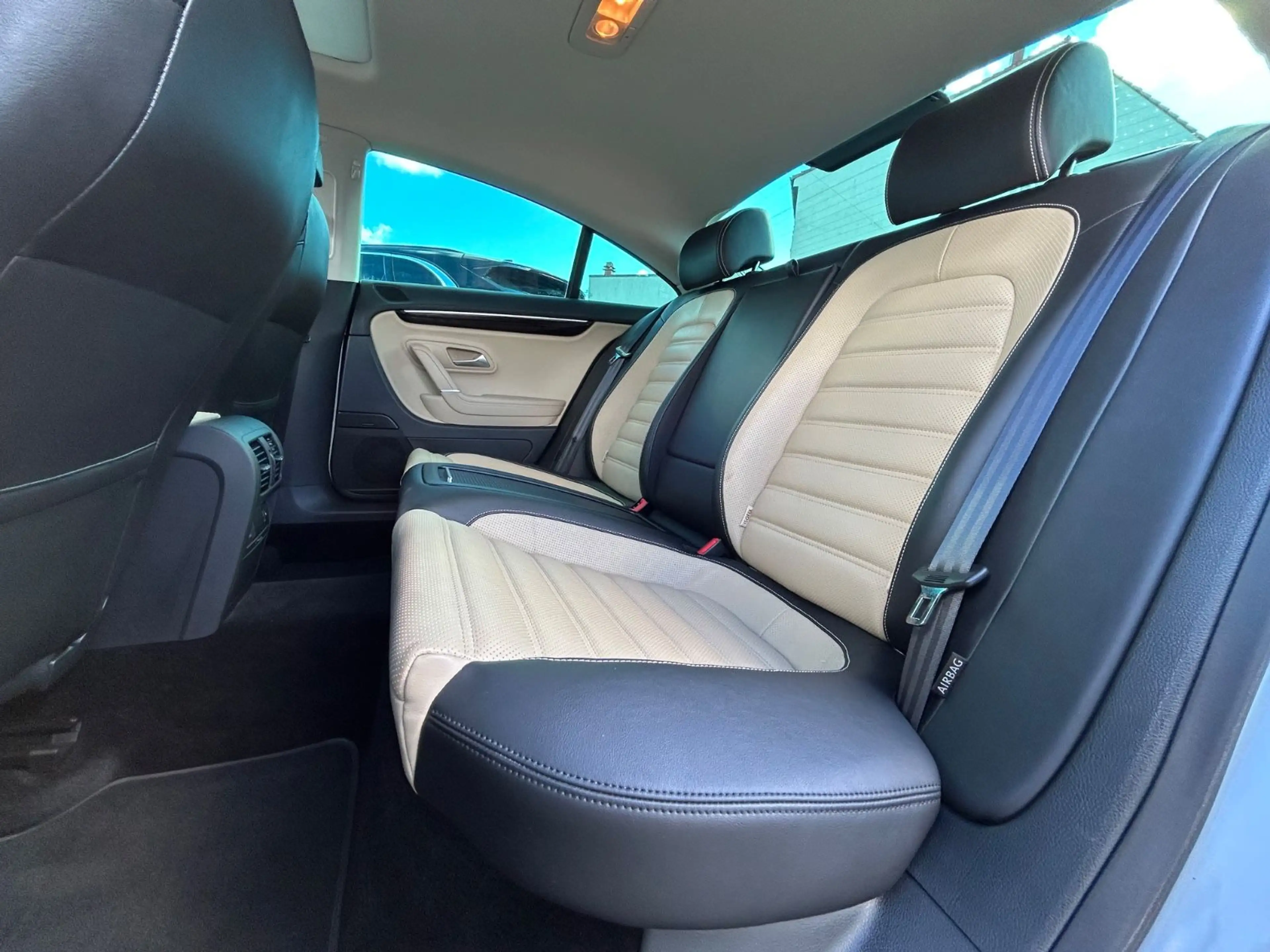 Volkswagen CC R-LINE STAND-HZ + SITZBEL + KAMERA + PANO — photo 11