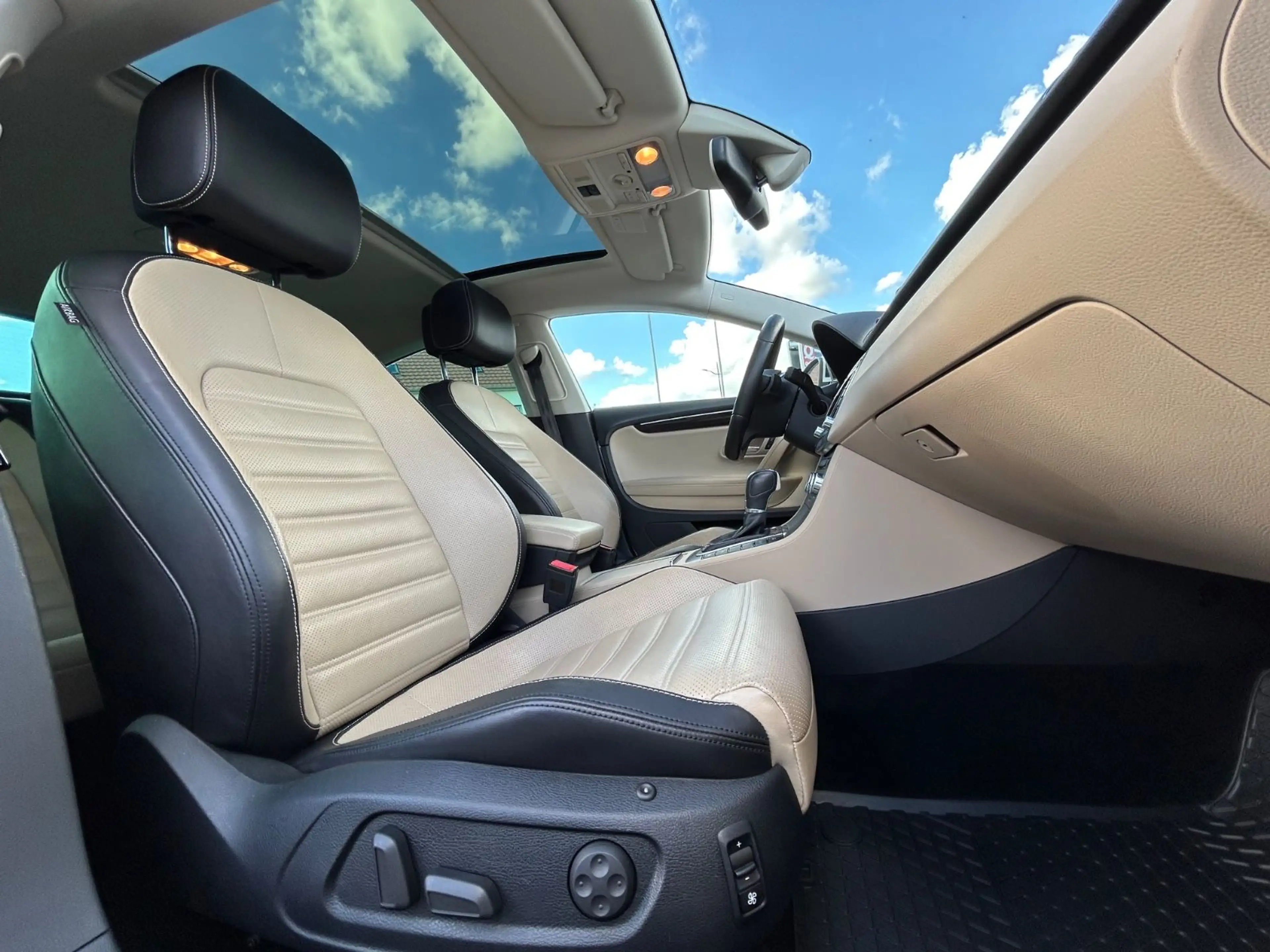 Volkswagen CC R-LINE STAND-HZ + SITZBEL + KAMERA + PANO — photo 14