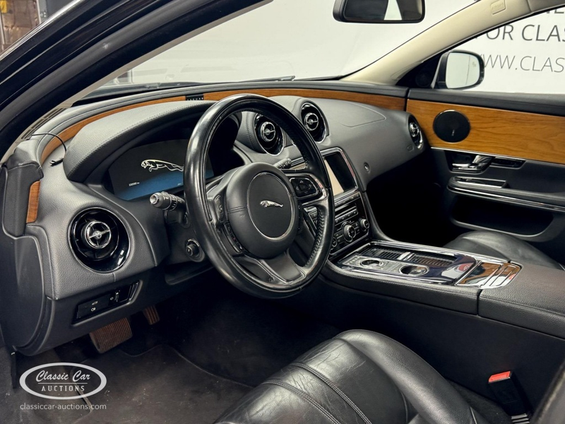 Jaguar XJ 3.0 V6  - ONLINE AUCTION — photo 10