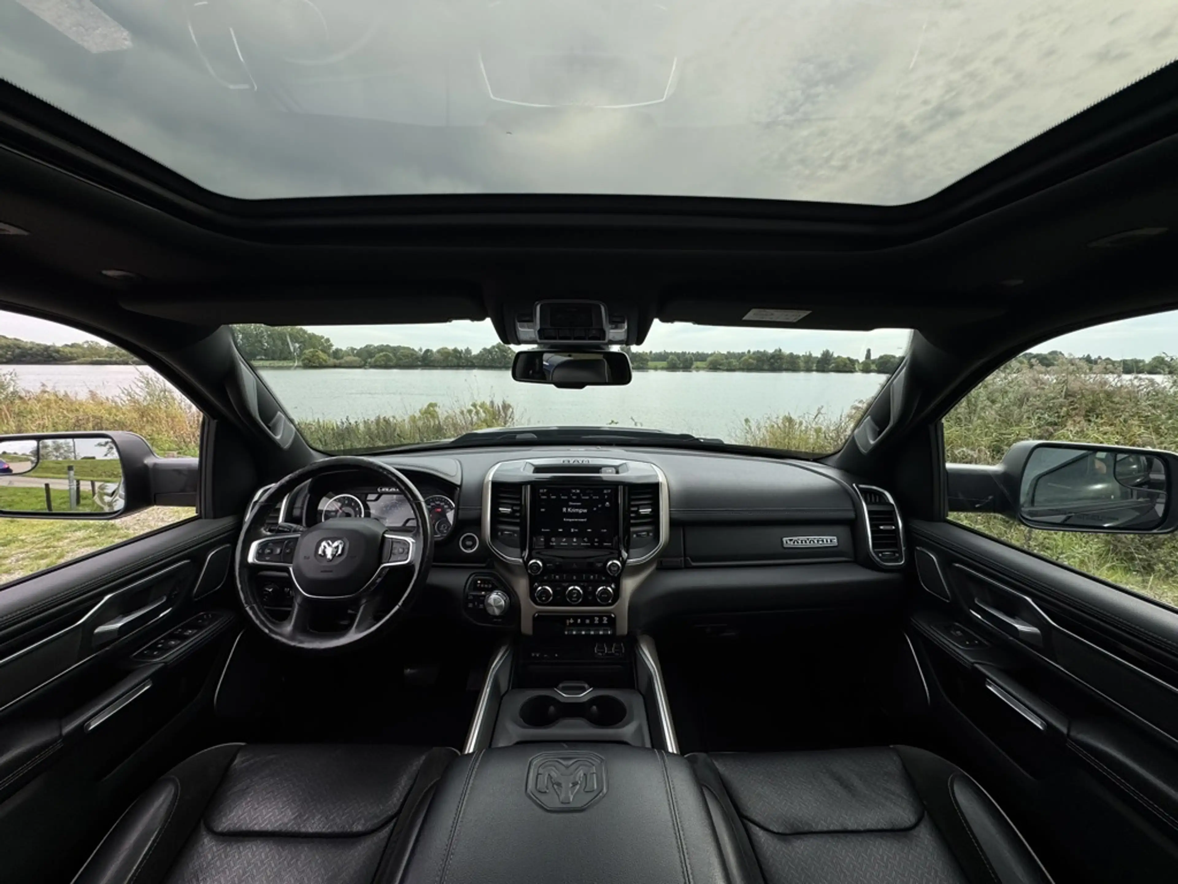 Dodge RAM 1500 LARAMIE NIGHT 5.7L V8, LAGE BIJTELLING, PANO, — photo 10
