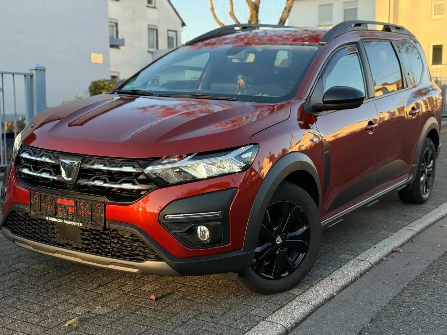 Dacia Jogger EXTREME/1.HAND/APPLE CAR/LPG-GAS-BENZIN/7-SITZTER Orange - 2