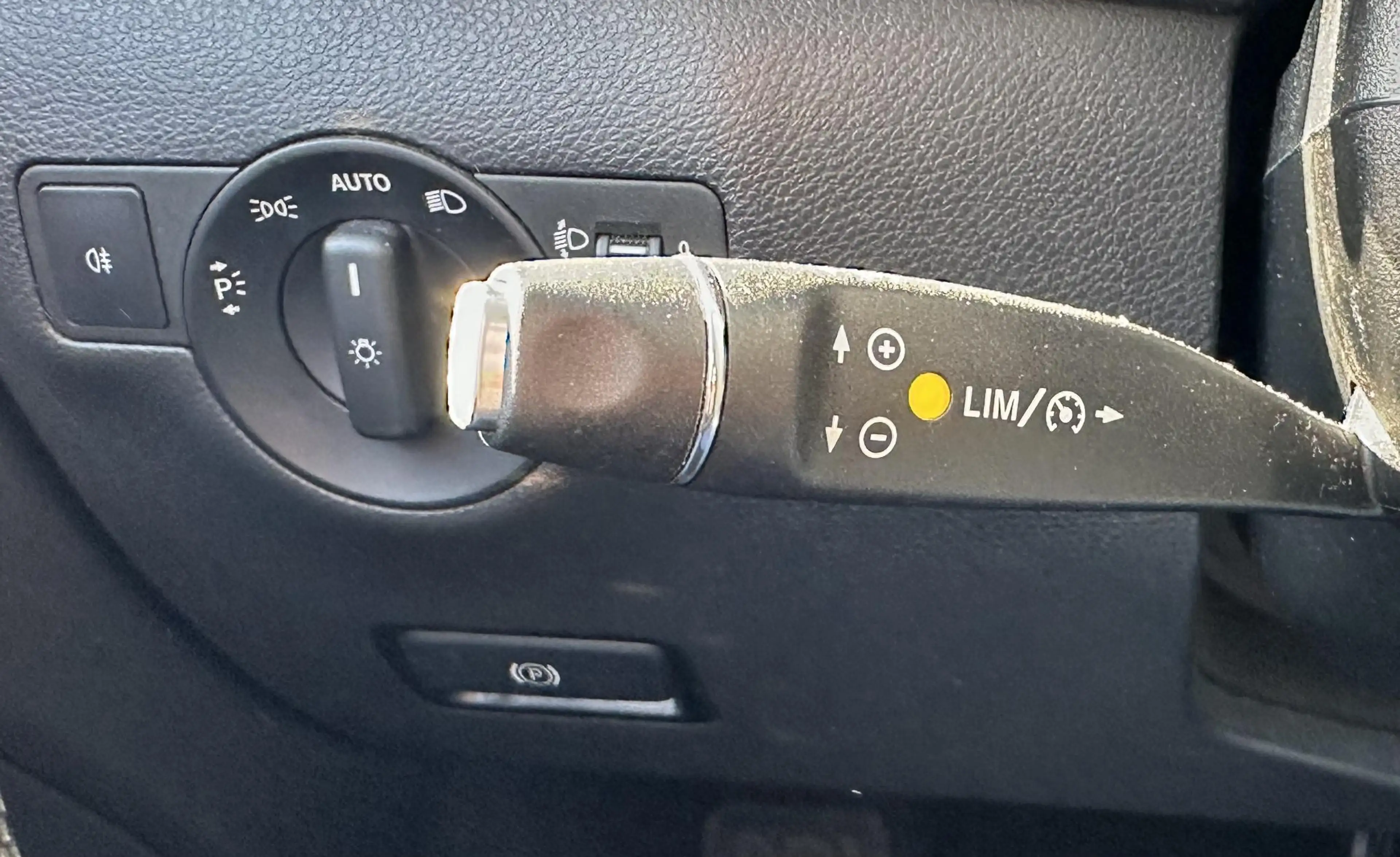 Mercedes-Benz B 220 d Ambition automaat — photo 12