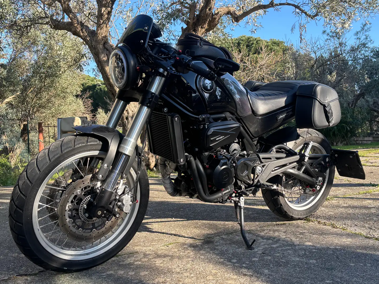 Benelli Leoncino 500 trail style cafe racer Nero - 2