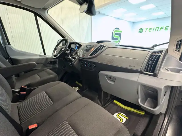 Ford Transit view 8
