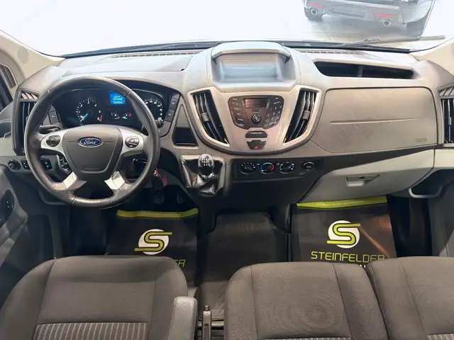 Ford Transit view 13