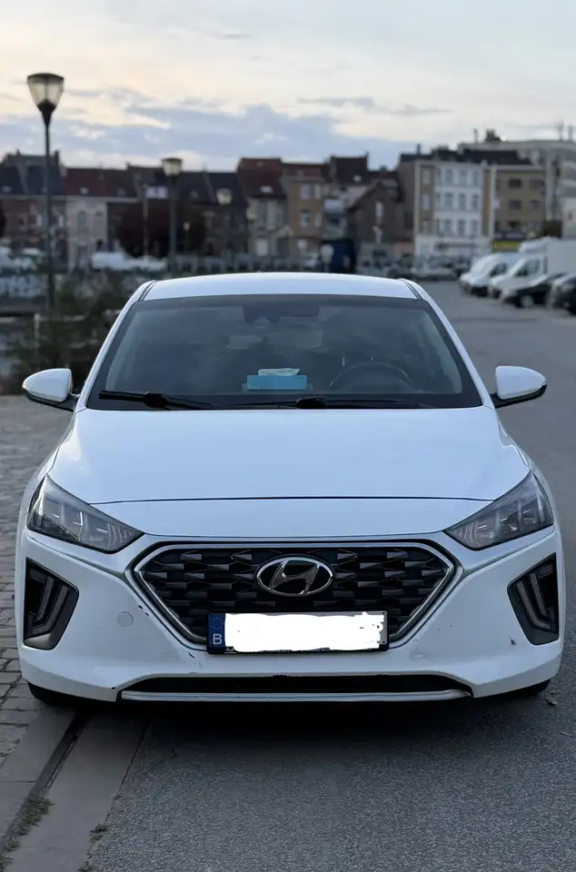 Hyundai Ioniq