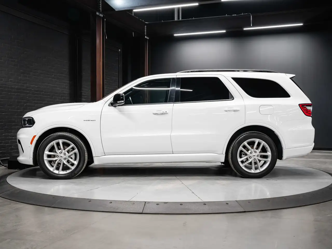 Dodge Durango снимка Dodge Durango
