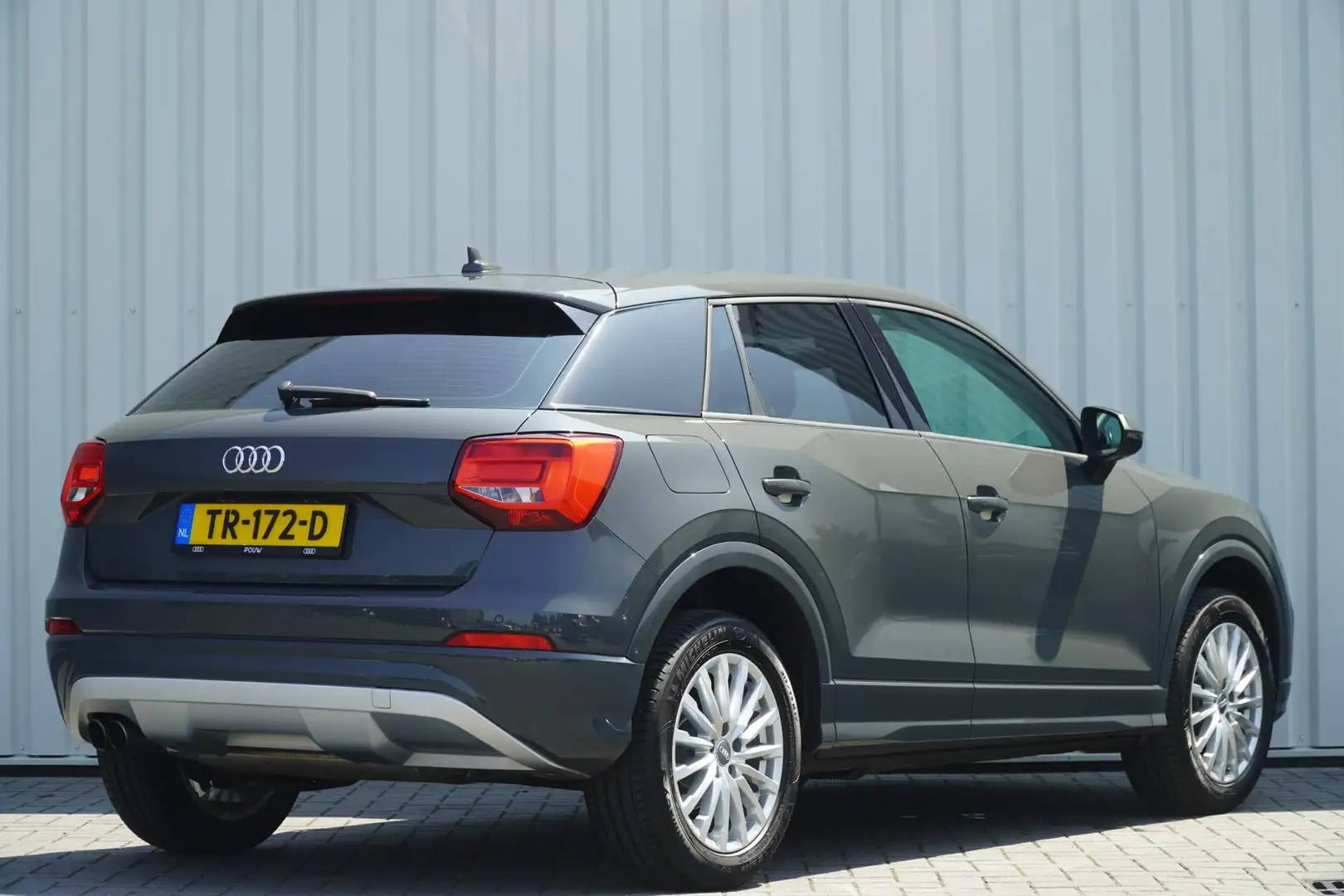 Audi Q2 1.4 TFSI 150pk CoD Sport Pro Line | Parkeersenoren Grijs - 2