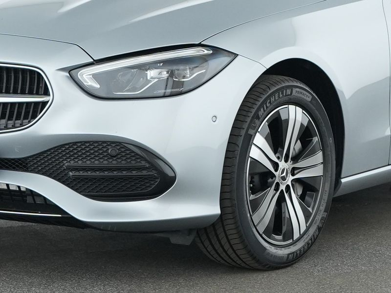 Mercedes-Benz C 300 e T-Modell mit EQ Hybrid Technologie MBUX — photo 4