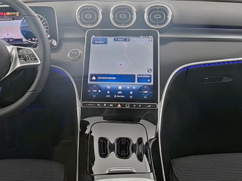Mercedes-Benz C 300 e T-Modell mit EQ Hybrid Technologie MBUX — photo 7