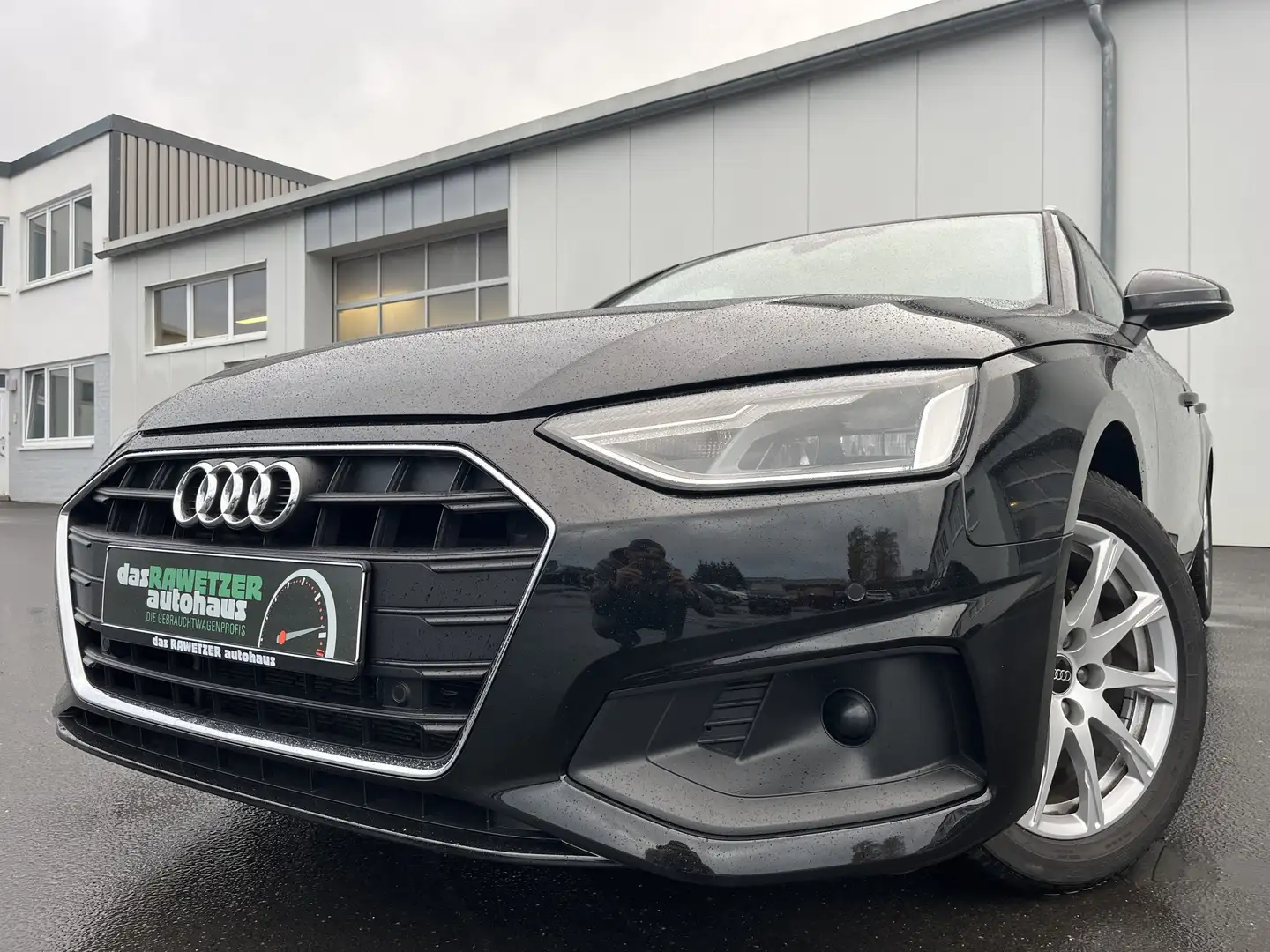 Audi A4 Avant 35 2.0 TDI S tronic 188€ m. 20% Anzahlung Schwarz - 1