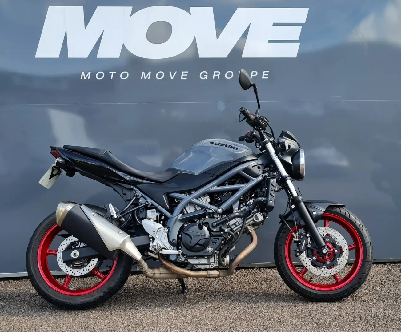 Suzuki SV 650 Gris - 1