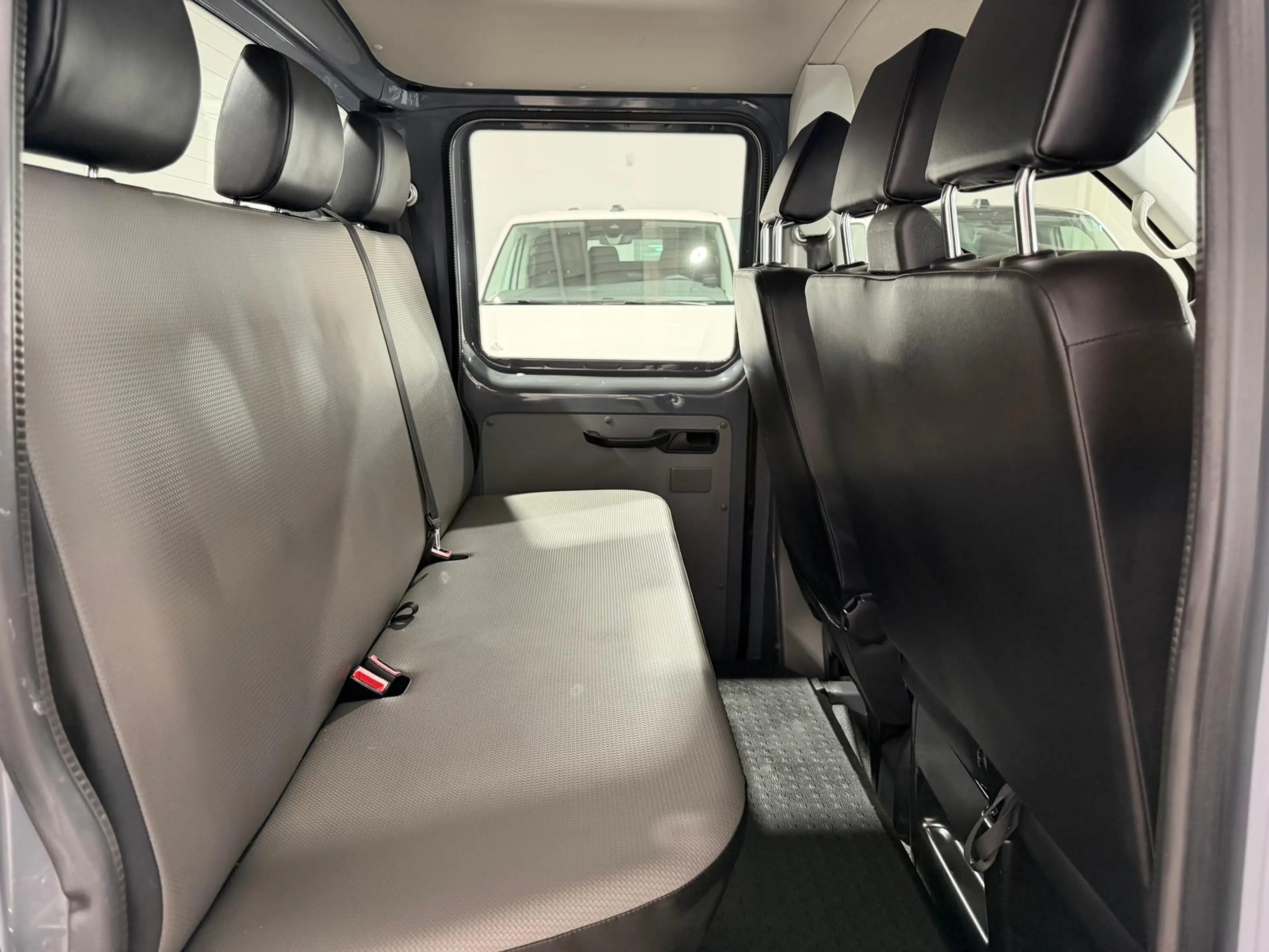 Volkswagen T6.1 Transporter T6.1 Pritsche-Doka (6-Si.),4Motion,Klima,AHK — photo 6