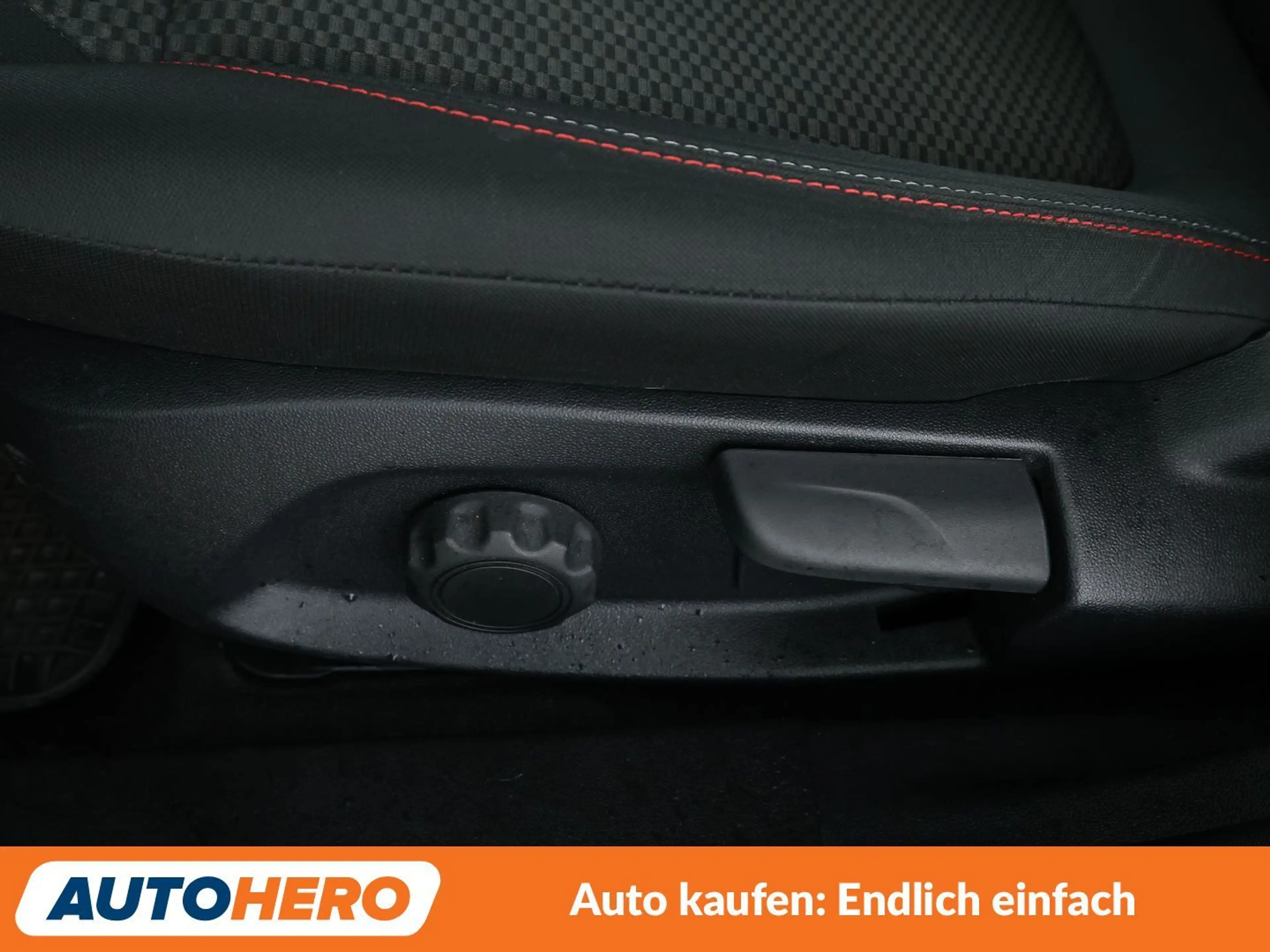 Ford Fiesta 1.0 EcoBoost ST-Line*NAV*ACC*PDC*SHZ*LHZ*BT* — photo 27