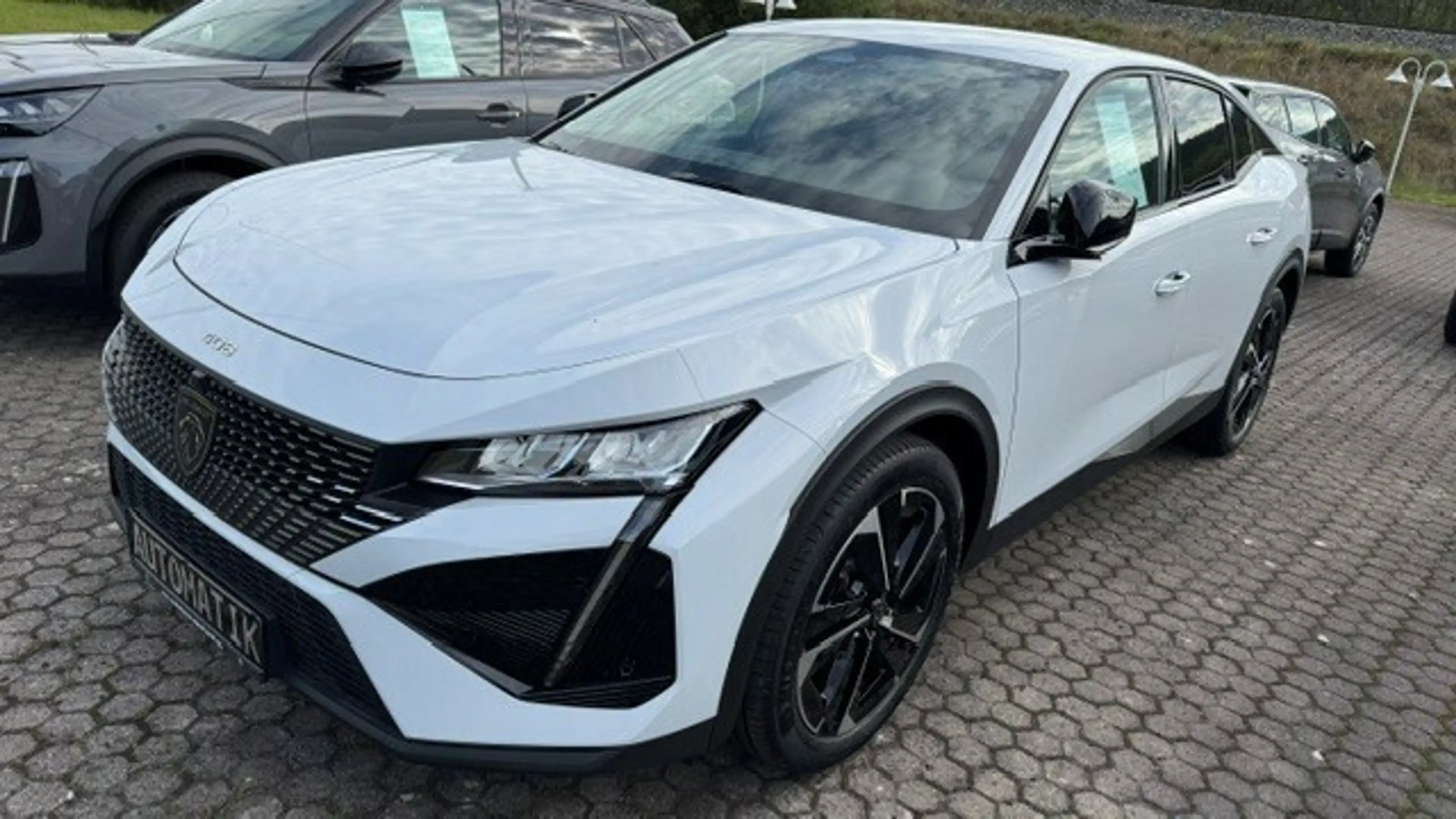 Peugeot 408 PureTech 130 Allure Pack