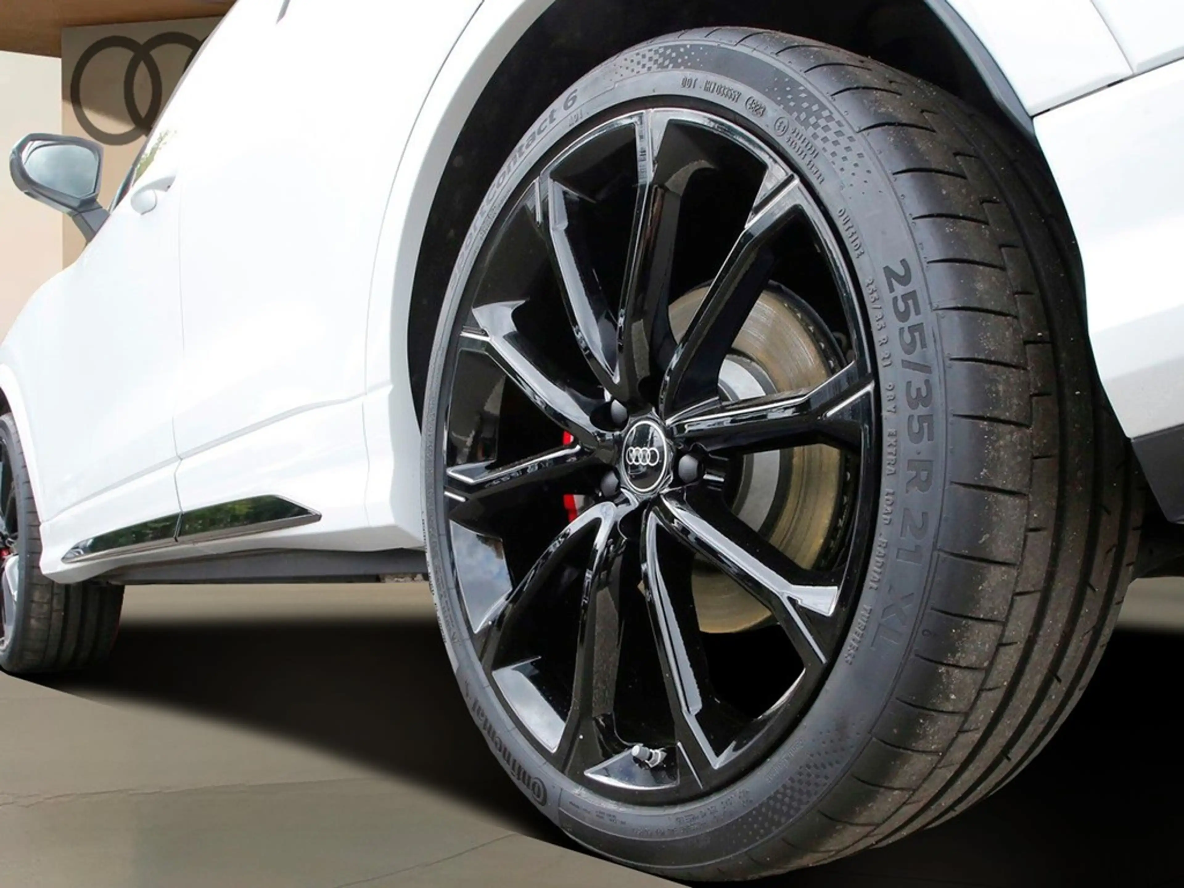 Audi RS Q3 2.5 TFSI Q 21"|LEDER|MATRIX|360°| — photo 7