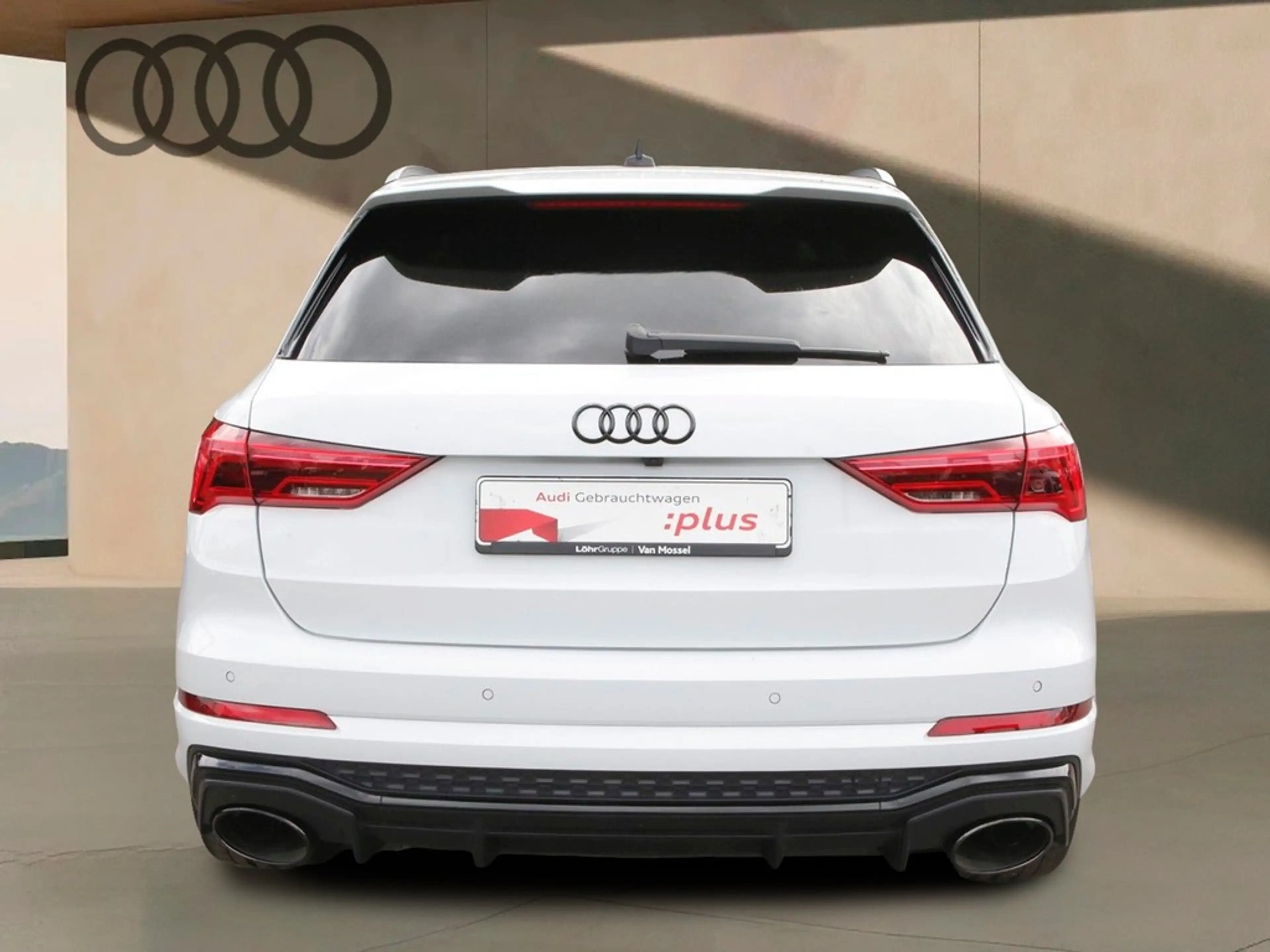 Audi RS Q3 2.5 TFSI Q 21"|LEDER|MATRIX|360°| — photo 6
