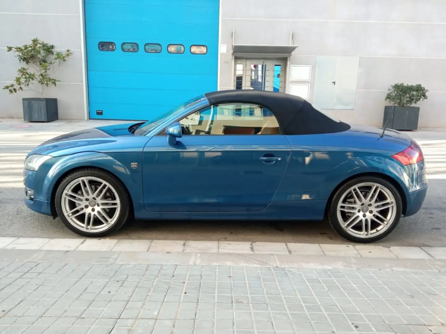 Audi TT Roadster 2.0 TFSI quattro S-Tronic Bleu - 2