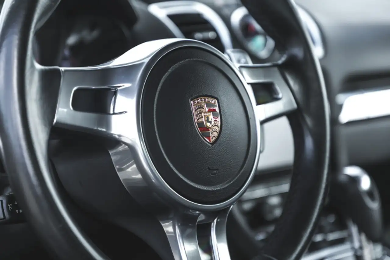 Porsche Cayman снимка Porsche Cayman