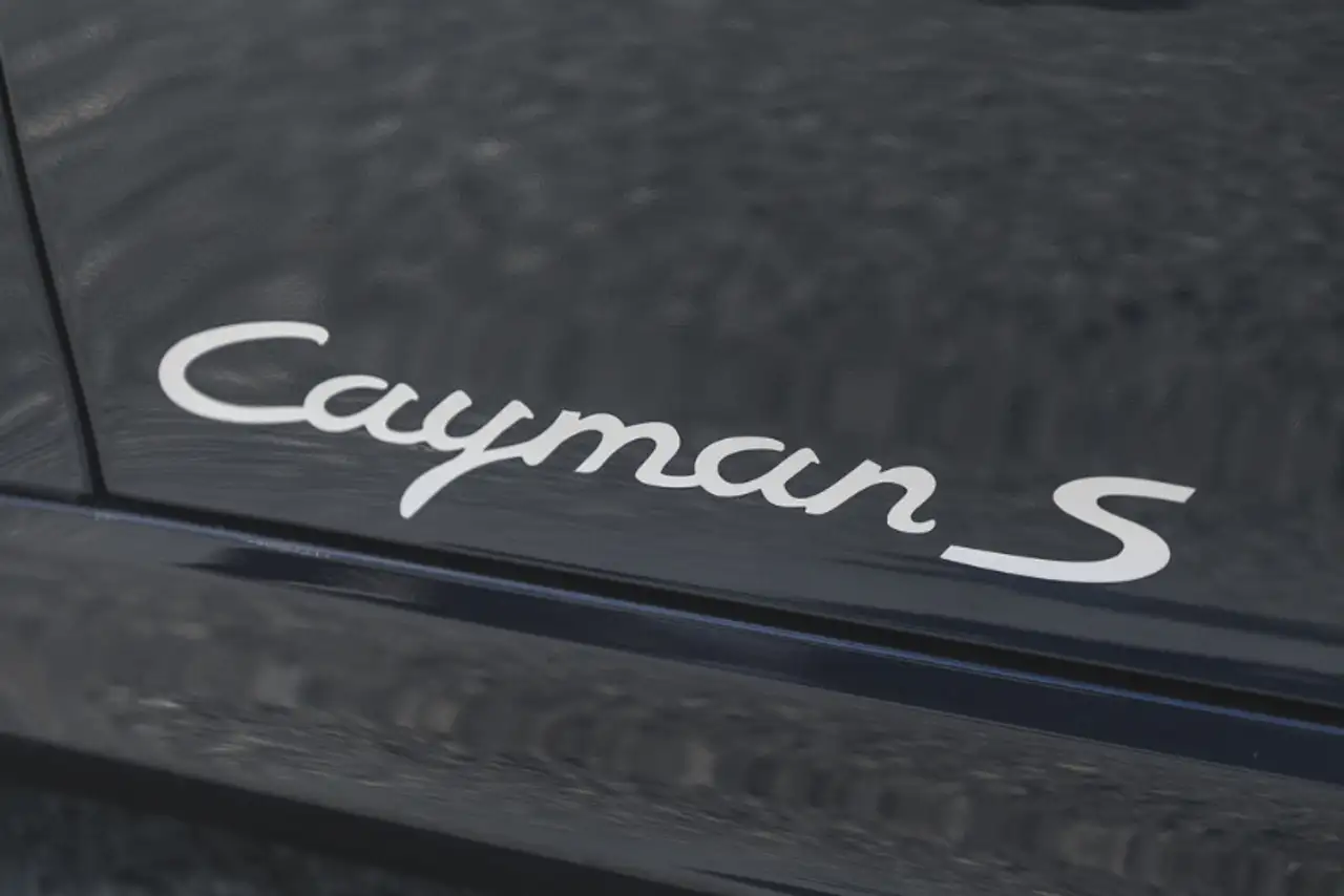 Porsche Cayman снимка Porsche Cayman