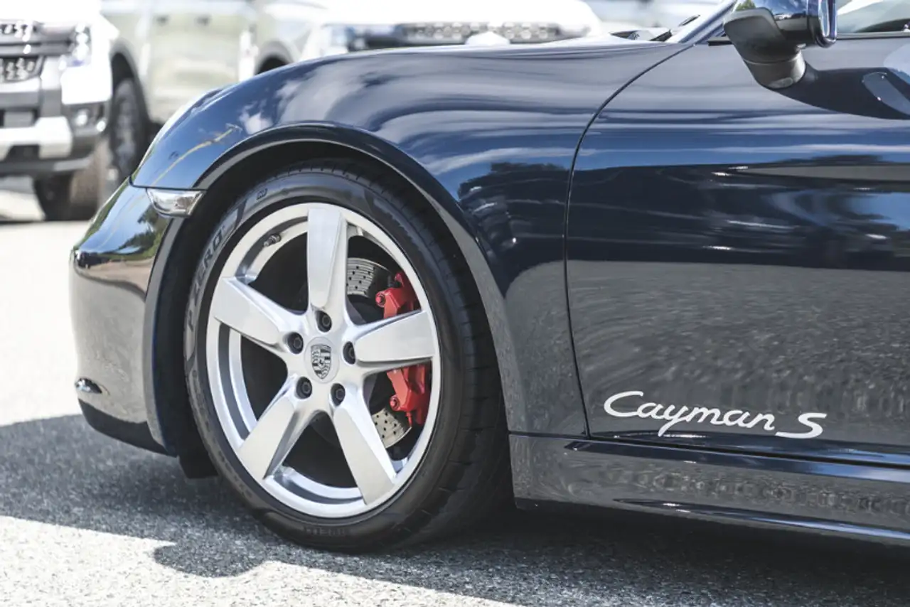 Porsche Cayman снимка Porsche Cayman