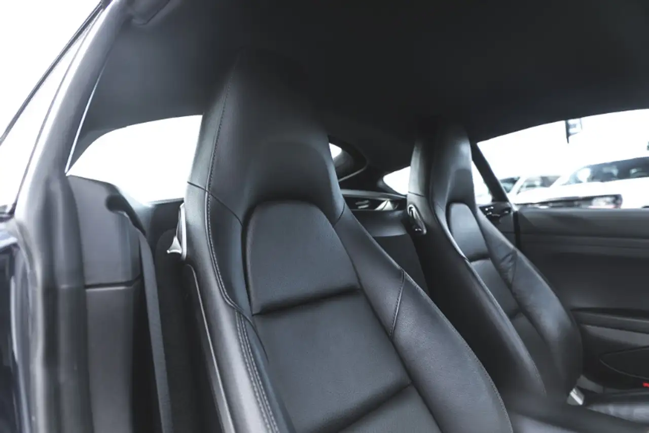 Porsche Cayman снимка Porsche Cayman