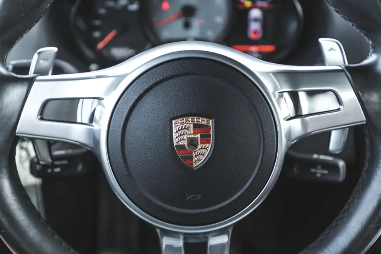 Porsche Cayman снимка Porsche Cayman